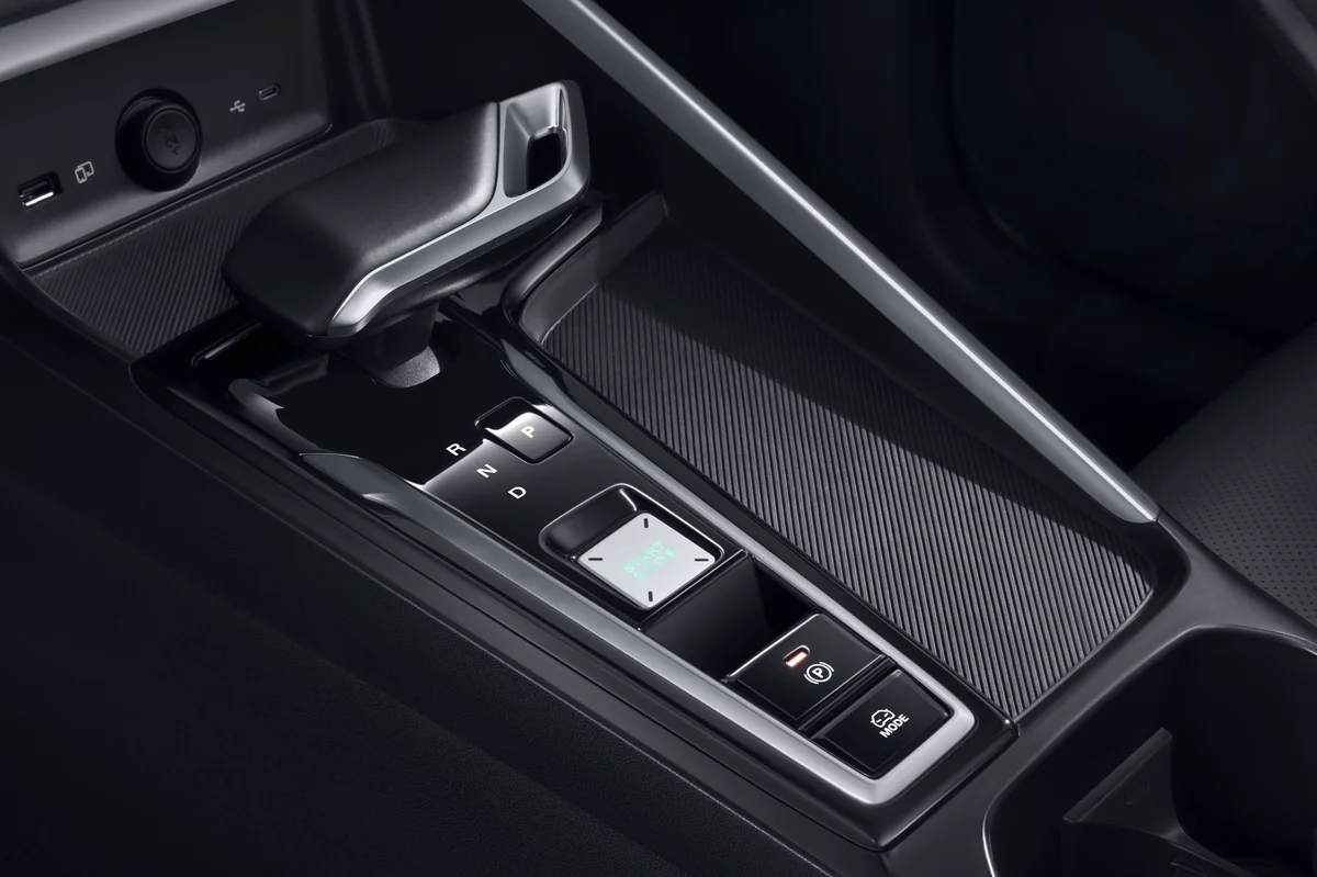 MG ZS EV - dźwignia zmiany biegów